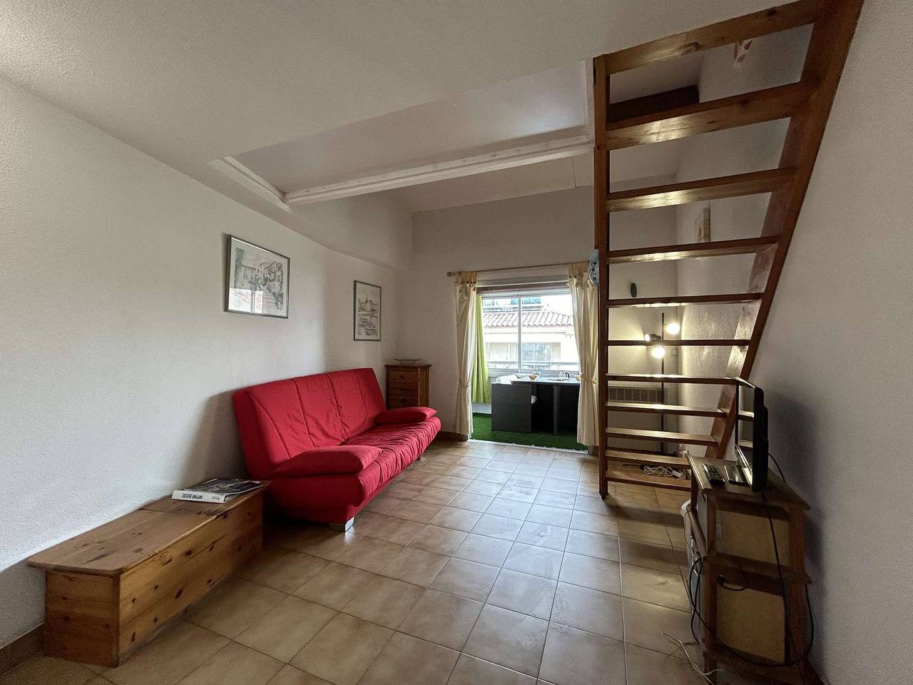 Ganze Wohnung, Mezzanine Studio Sainte-Maxime - 5 Schlafplätze, 50m vom Strand in Sainte-Maxime, Mittelmeerküste (Frankreich)