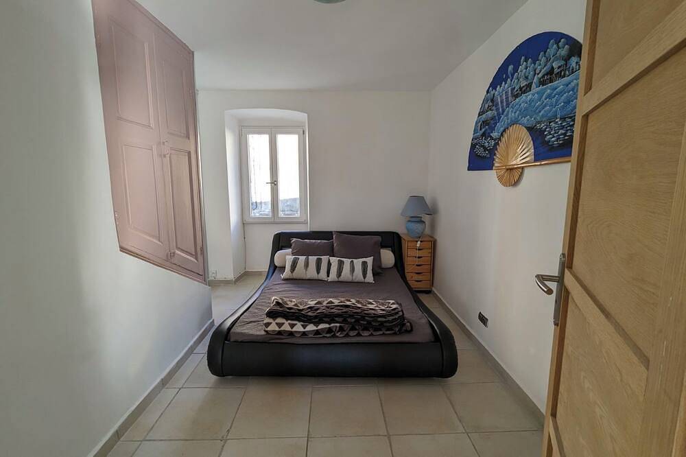 Entire apartment, Nice view apartment 07200 in Aubenas, Ardèche