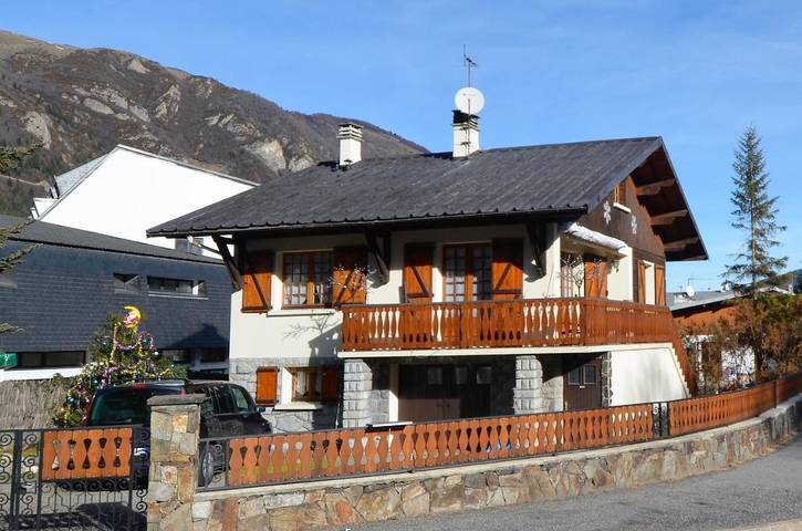 Chalet pour 15 personnes, avec jardin et vue, animaux acceptés à Saint-Lary - 2