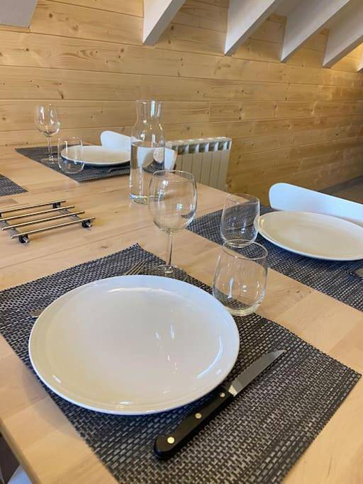 Location de vacances pour 4 personnes, avec Piscine et Vue dans Guzet-Neige