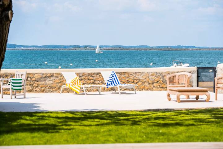 Villa pour 18 personnes, avec jardin dans Pereire