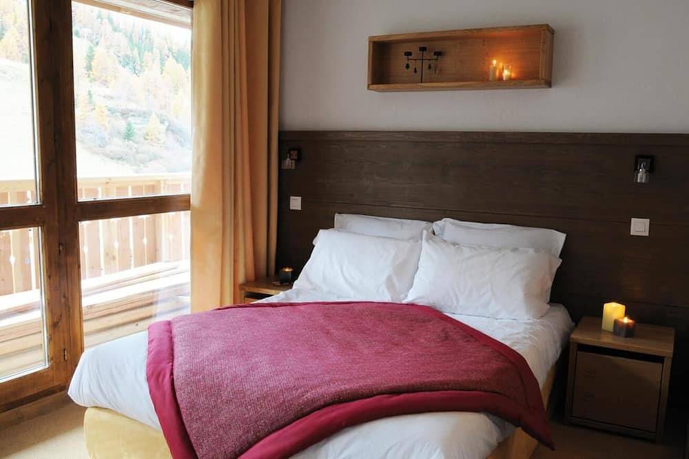 Entire apartment, 30m from ski slopes, swimming pool, tv, ski locker, 38m², La Plagne in La Plagne, La Plagne-Tarentaise