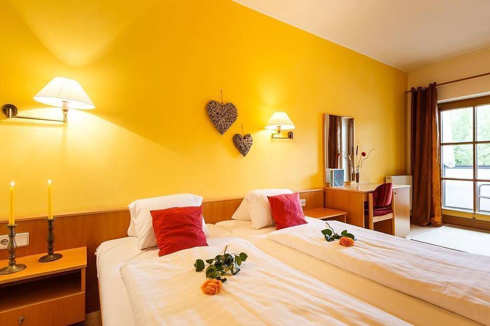 Ganze Wohnung, Landhaus Luka - Appartement Typ 3 \"Holunderblüte\" in Mörbisch am See, Leithaberg