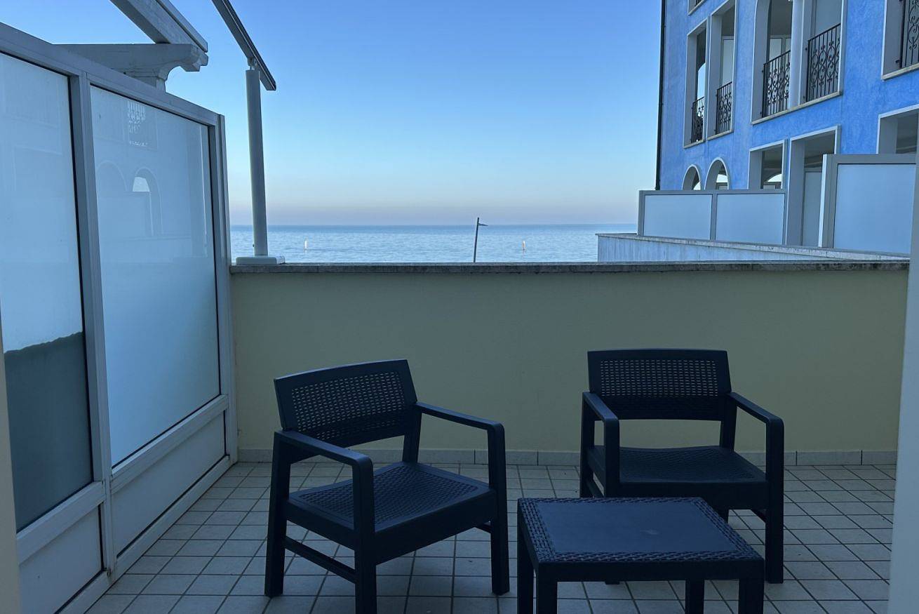 Apartamento entero, P046 - Porto Recanati, wonderful sea front three-room apartment  in Costa Adriatica Marcas