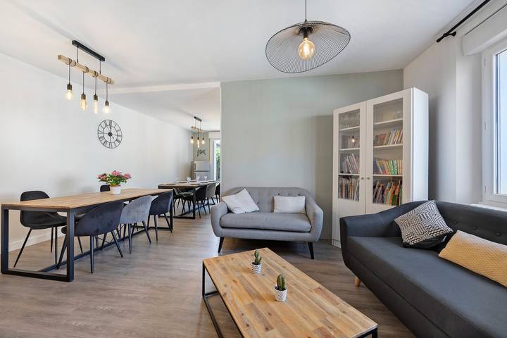 Location de vacances pour 14 personnes, avec Jardin à Saint-Malô-du-Bois