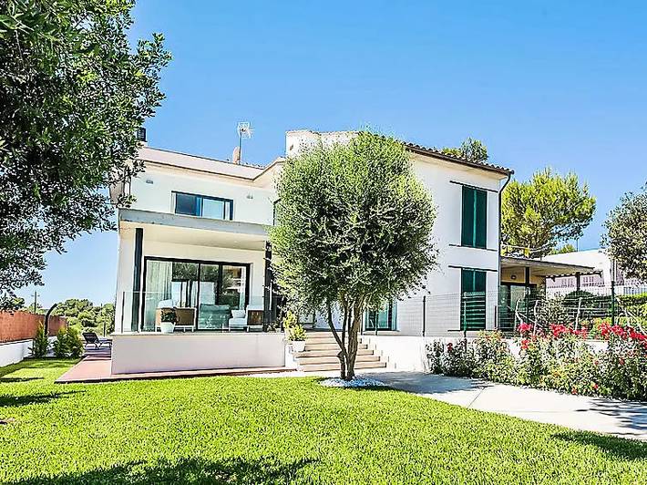 Luxus-Finca für 8 Personen, mit Balkon und Terrasse sowie Garten und Pool in Can Picafort - 3