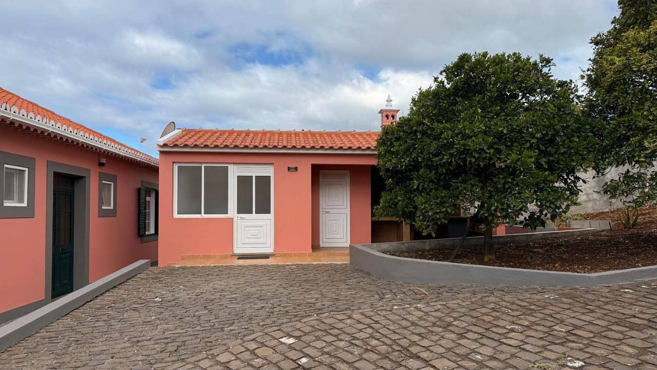 Standard King Room in Madeira