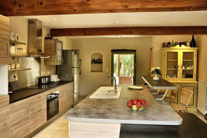 Gîte pour 14 personnes, avec jardin à Roquetaillade - 2