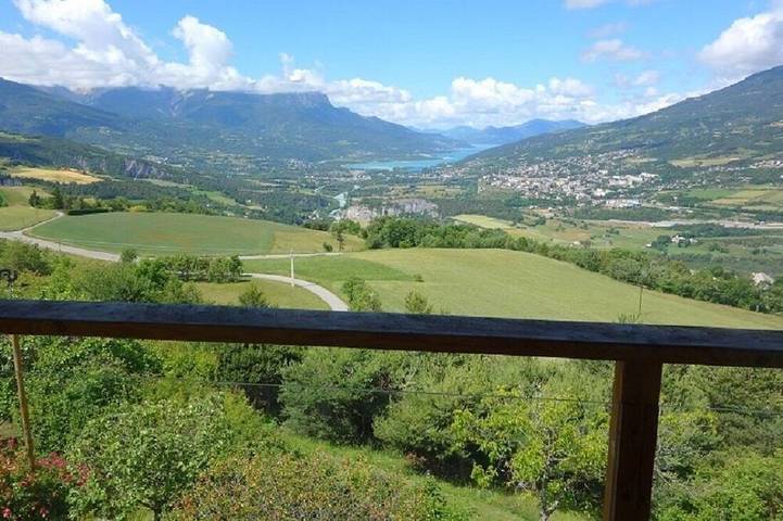 Gîte pour 4 personnes, avec Balcon à Saint-André-d'Embrun