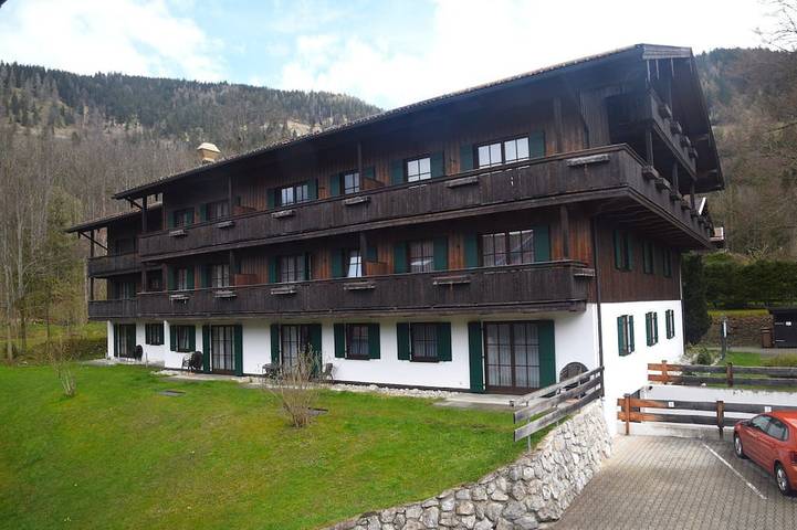 Ferienwohnung für 4 Personen, mit Garten und Terrasse sowie Sauna in Bayrischzell