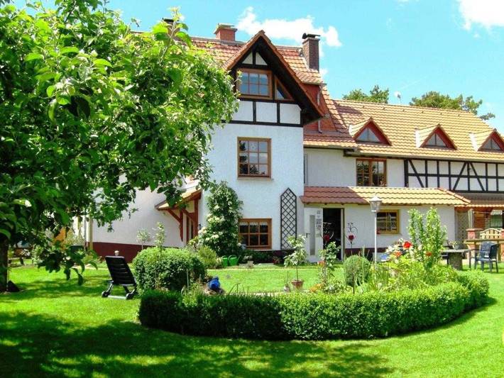 Ferienwohnung für 4 Personen, mit Garten, kinderfreundlich