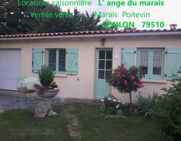 Gîte pour 3 personnes, avec jardin à Coulon