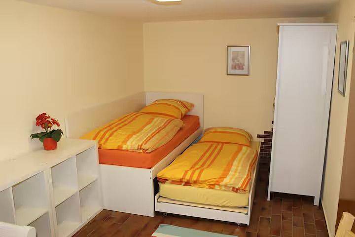 Casa Constantinus – Komfortables Ferienhaus mit Garten und Seenähe in Uhldingen-Mühlhofen in Unteruhldingen, Uhldingen-Mühlhofen