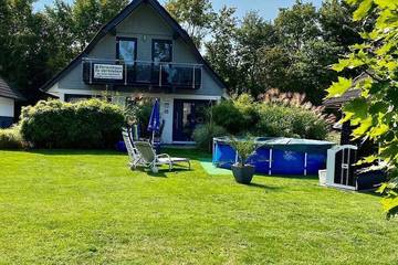 Ferienhaus für 6 Personen, mit Pool am Silbersee