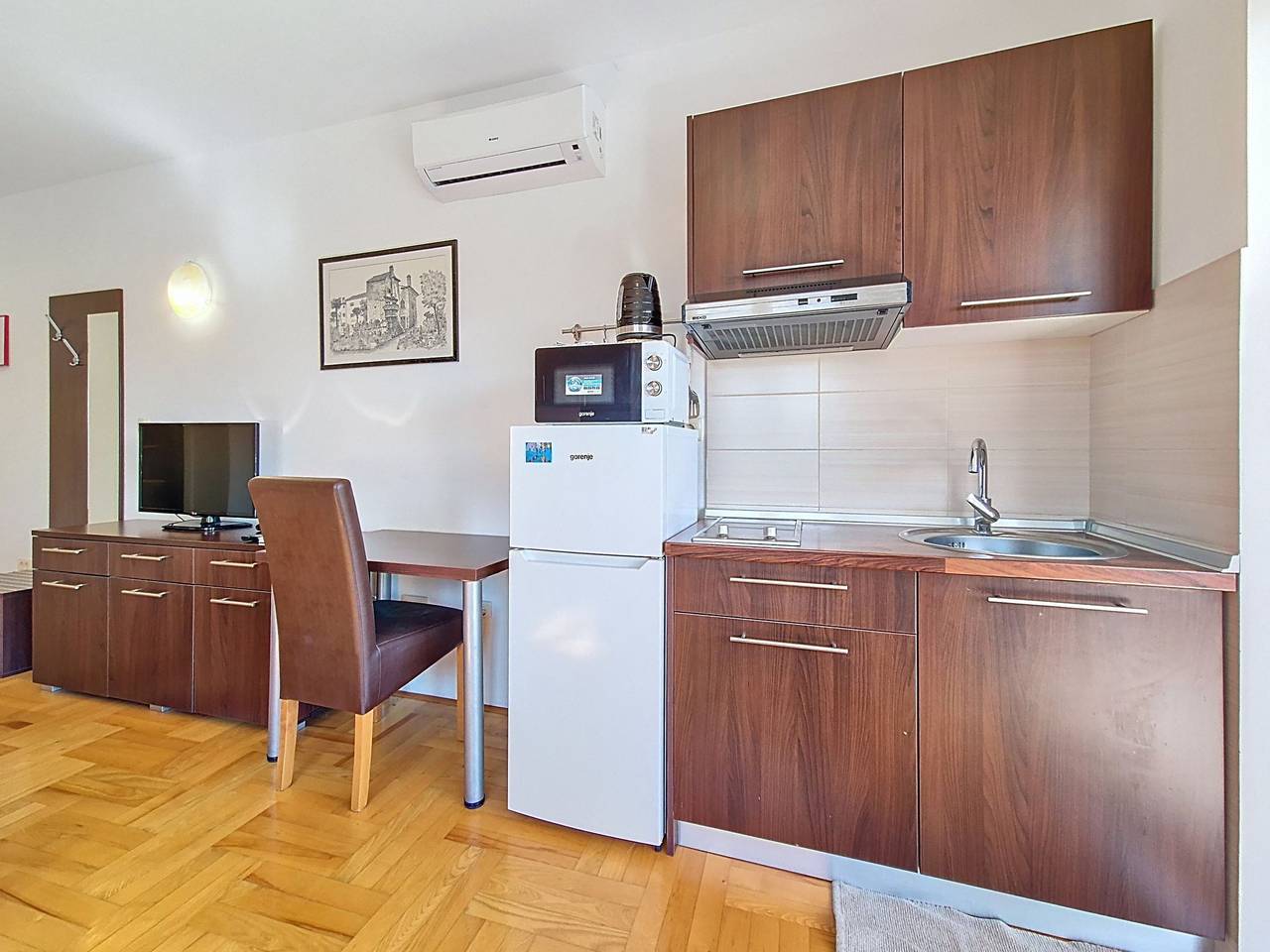 Ganze Wohnung, Rilić in Babićeva plaža, Zaostrog