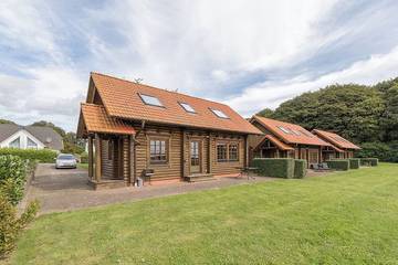 Ferienhaus für 5 Personen, mit Terrasse und Garten sowie Sauna, mit Haustier in Sassnitz