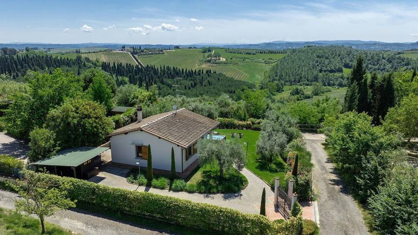 Villa für 2 Personen, mit Terrasse und Whirlpool sowie Garten in der Toskana - 4