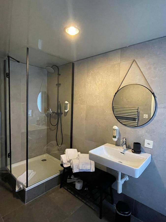 Hôtel pour 2 personnes, avec vue et balcon, animaux acceptés dans Brigue - 4