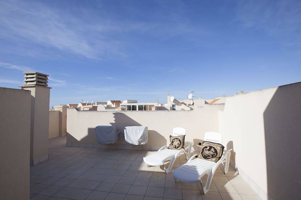 Entire apartment, Beautiful Penthouse/Sea view golf / 🆓Wifi / Smart Tv / Lavavajillas / Lavadora in Marina (Almerimar), El Ejido