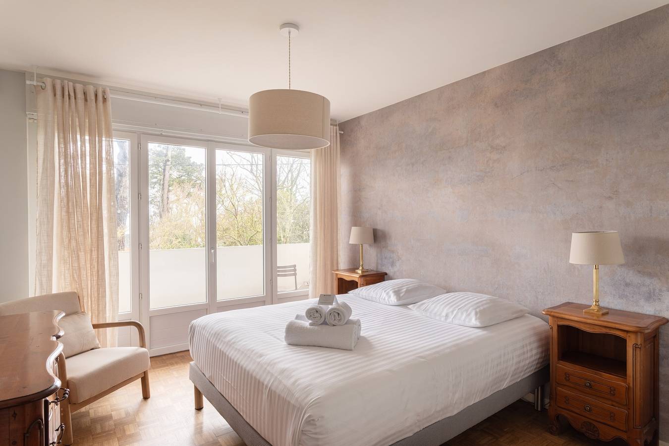 Appartement entier, Le Doux Rivage - 100 m de la plage in Saint-Énogat, Dinard