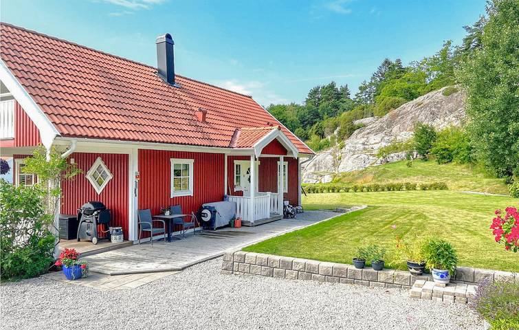 Ferienhaus für 8 Personen, mit Garten und Sauna sowie Terrasse in Bohuslän - 2