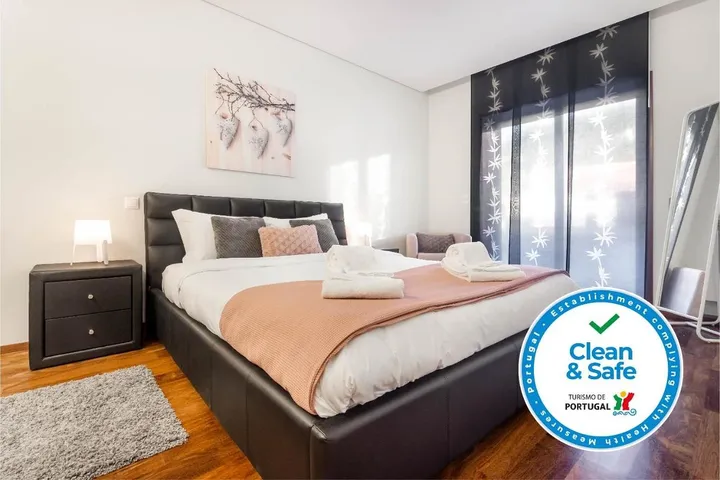 Apartamento de vacaciones para 4 personas, con piscina además de jardín y vistas - 1