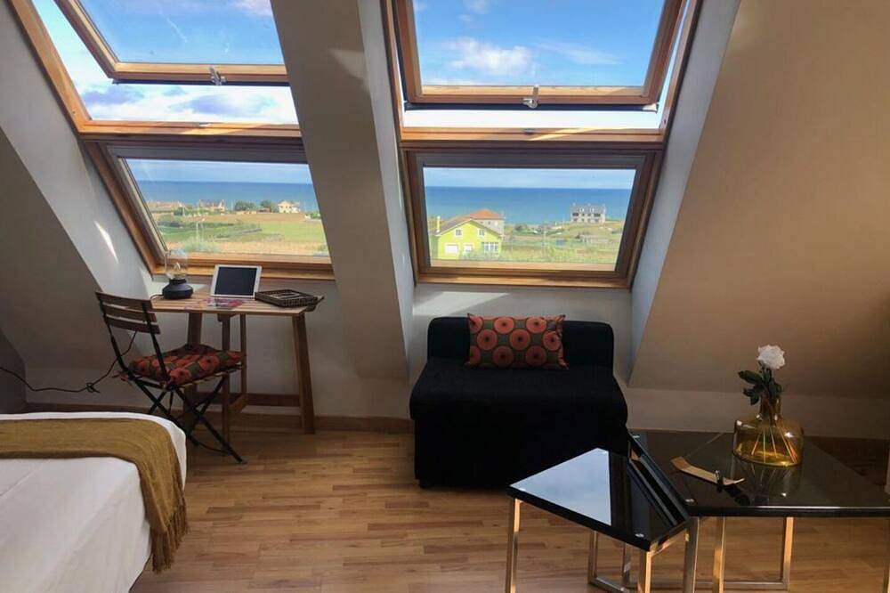 Entire apartment, The Rinconcito de Foz in Foz, Galician Coast