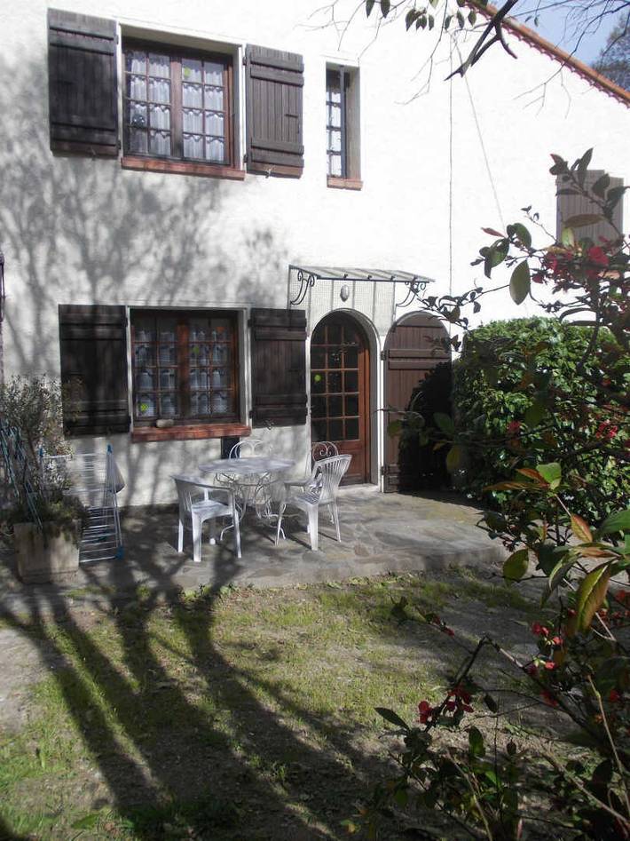 Gîte pour 4 personnes, avec terrasse, animaux acceptés