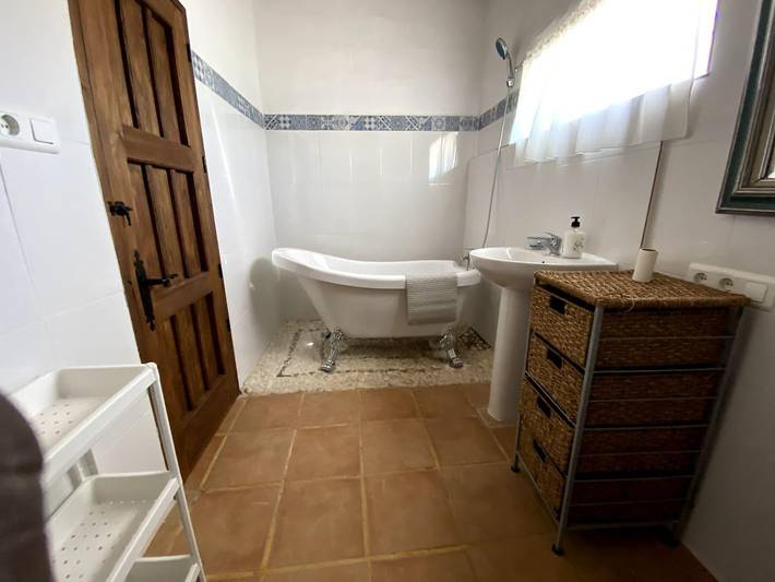 Albergue para 6 personas, con piscina y jardín, Familias con niños en Loja - 3