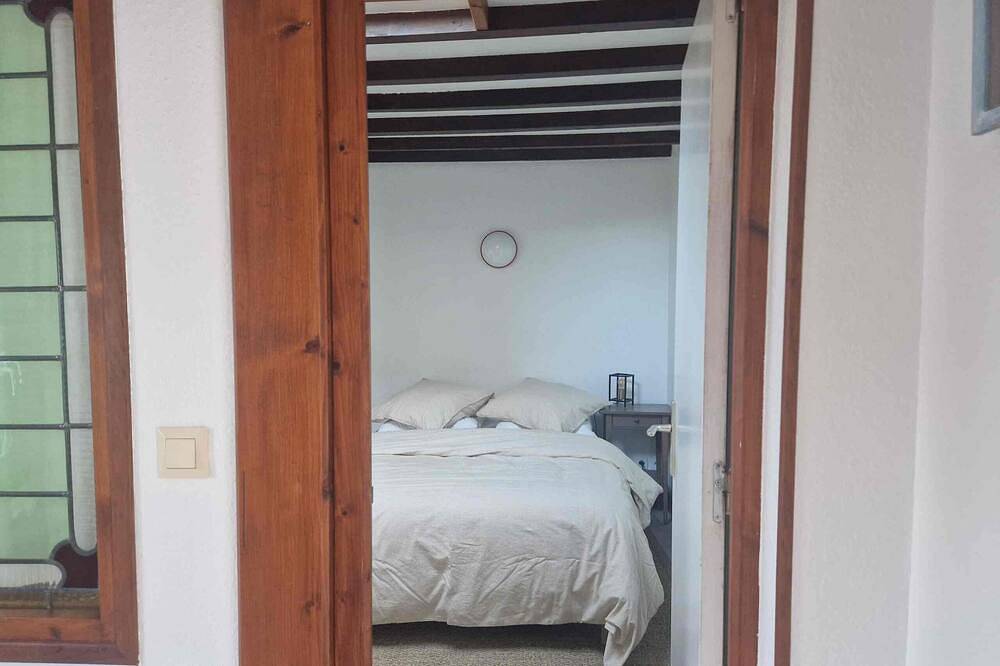Ganze Wohnung, La Maison de Port – Ruhige Auszeit in lebendigem Fischerdorf in der Normandie in Port-en-Bessin-Huppain, Bayeux und Umgebung