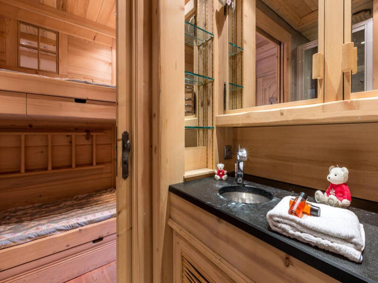 Appartement entier, Studio à La Perrière avec vue sur montagnes in La Clusaz, Région d'Annecy