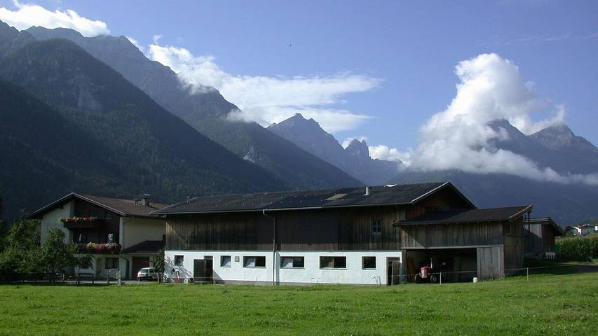 Ferienwohnung für 2 Personen, mit Ausblick und Balkon in Fulpmes
