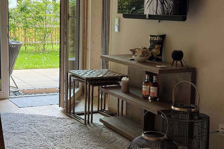 Ferienwohnung für 2 Personen, mit Terrasse und Garten am Starnberger See