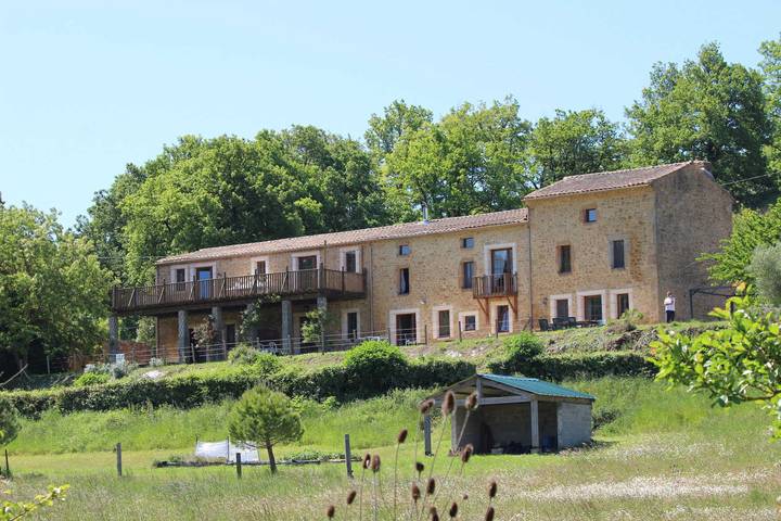 Gîte pour 4 personnes, avec Terrasse ainsi que Jardin et Piscine dans Lauragais - 3
