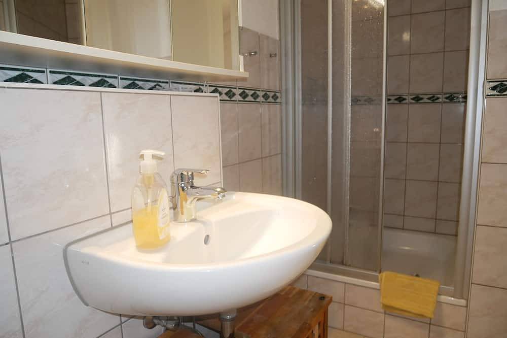 Entire apartment, Vacation apartment 3 - Holiday apartments Naschkatze in Neeberg, Krummin