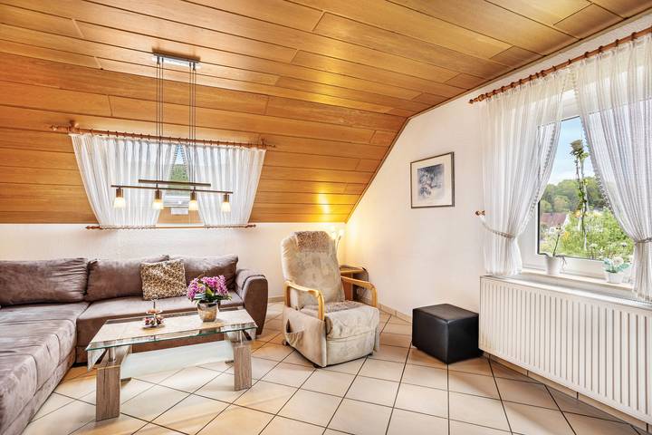 Ganze Wohnung, Ferienwohnung Niemeier, 97 m² mit Balkon und Wlan in Hoppecke, Brilon
