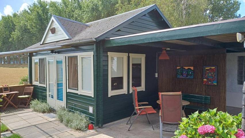 Vakantiewoning voor 2 personen, with Terras and Tuin as well as Uitzicht in Hulst