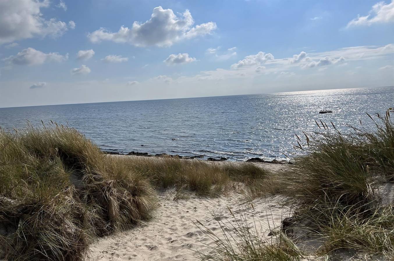 Home in Aakirkeby with Wifi in Østre Sømarken, Pedersker