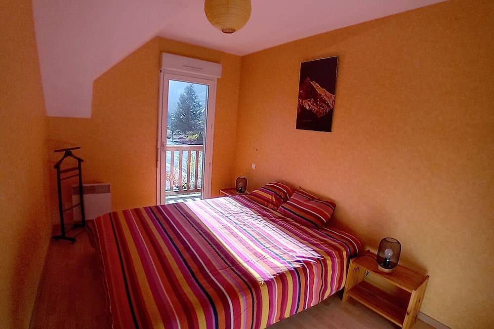 Loudenvielle, 50m from the cable car, cosy house, superb mountain views in Loudenvielle, French Pyrenees