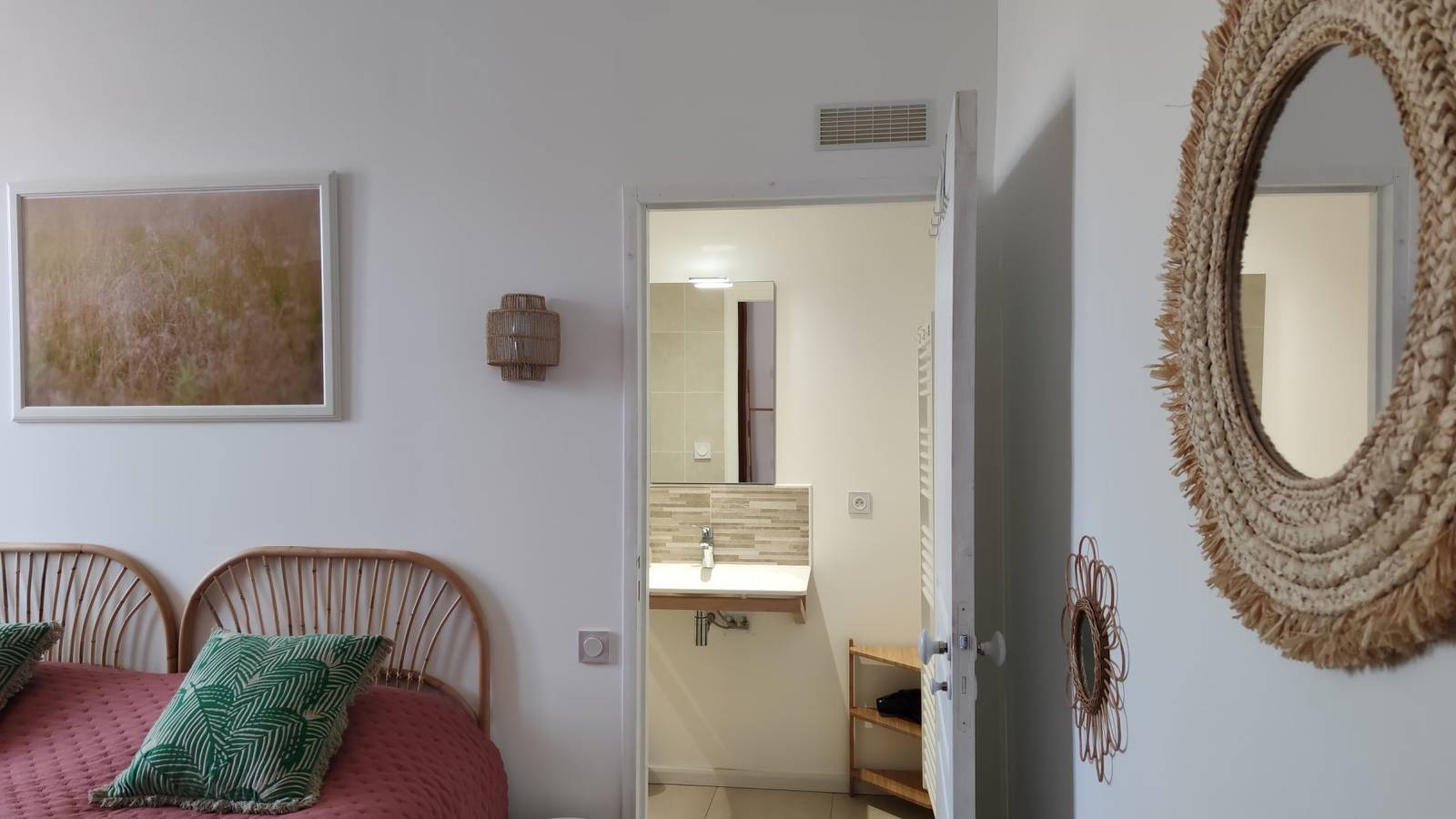 Au Cœur des Éléments - Chambre Terre in Saint-Nicolas-de-la-Grave, Tarn-et-Garonne