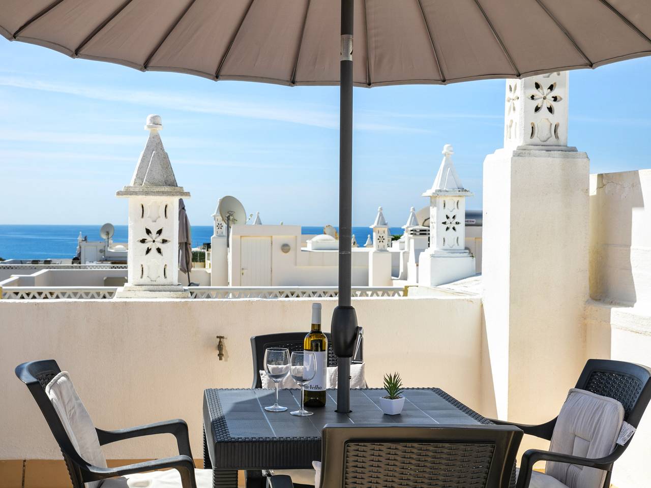 Komfortables Reihenhaus, Meerblick - 4 Pers. in Lagoa, Faro Distrikt
