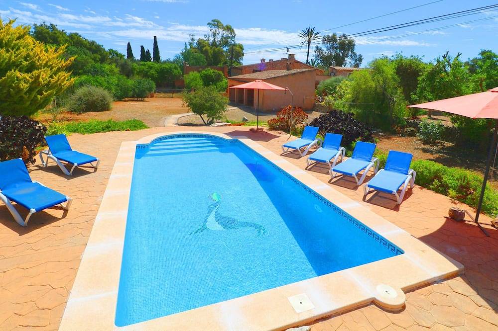 Can Cova, Wifi free, private pool, Garden, 5 Minutes from Cala Llombards in Es Llombards, Santanyí