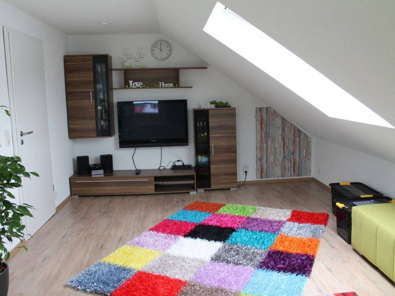 Ganze Wohnung, Ferienwohnung 2 mit Balkon und Wi-Fi in Beuren, Albsteig Etappe 9