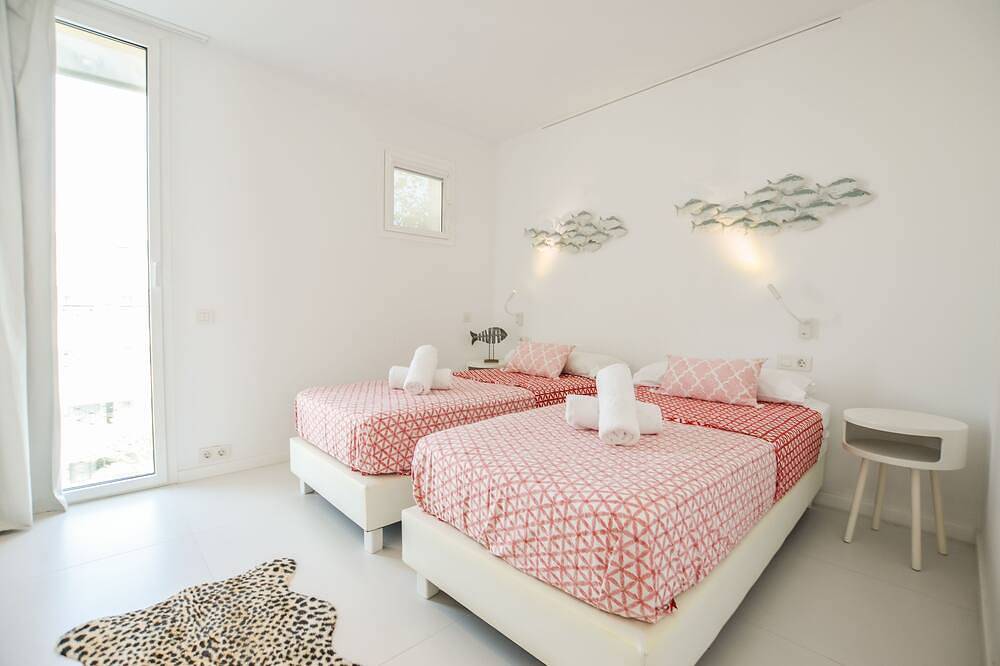 Entire apartment, Patio Blanco Luxury Apartment 2 Bedrooms in Talamanca, Ibiza (Municipality)