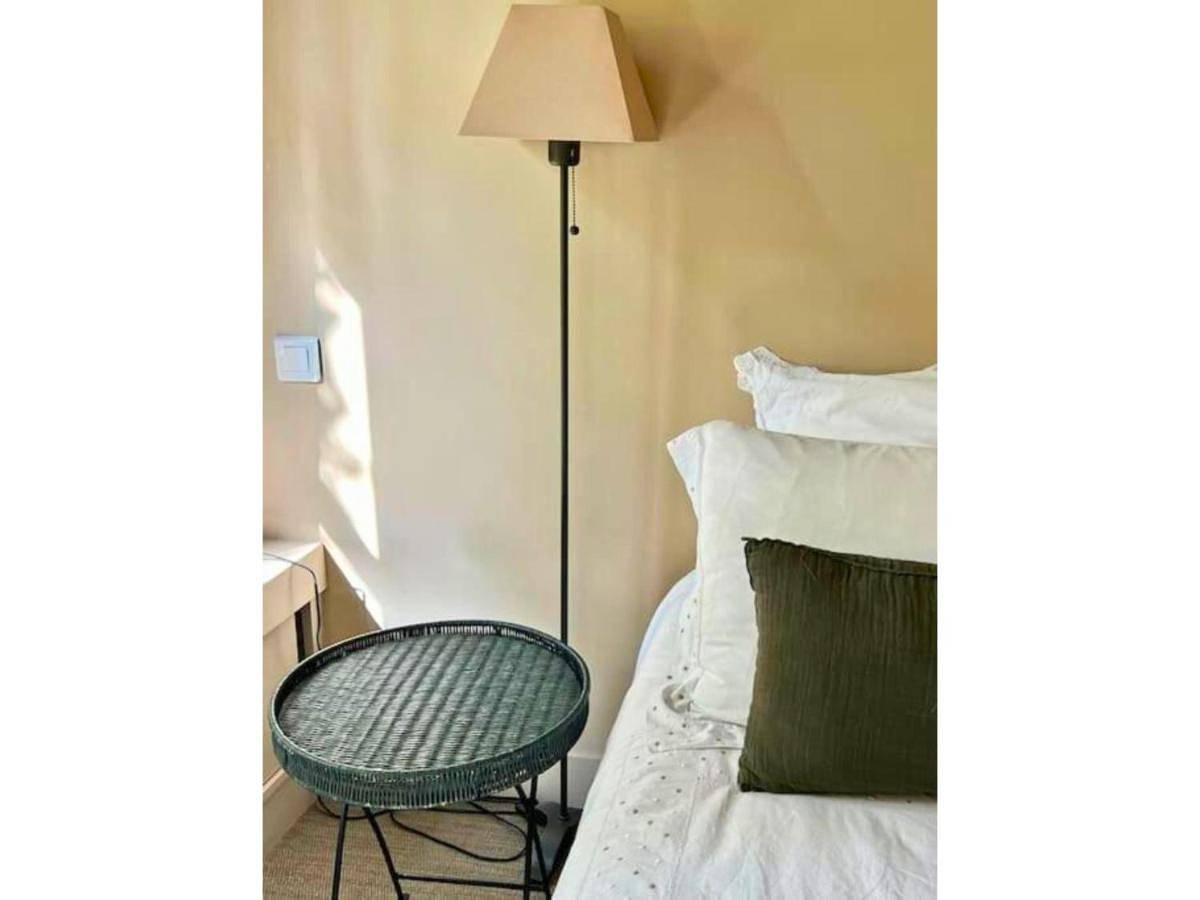 Appartement entier, One-Bedroom Apartment in Saint-Germain-en-Laye, Yvelines