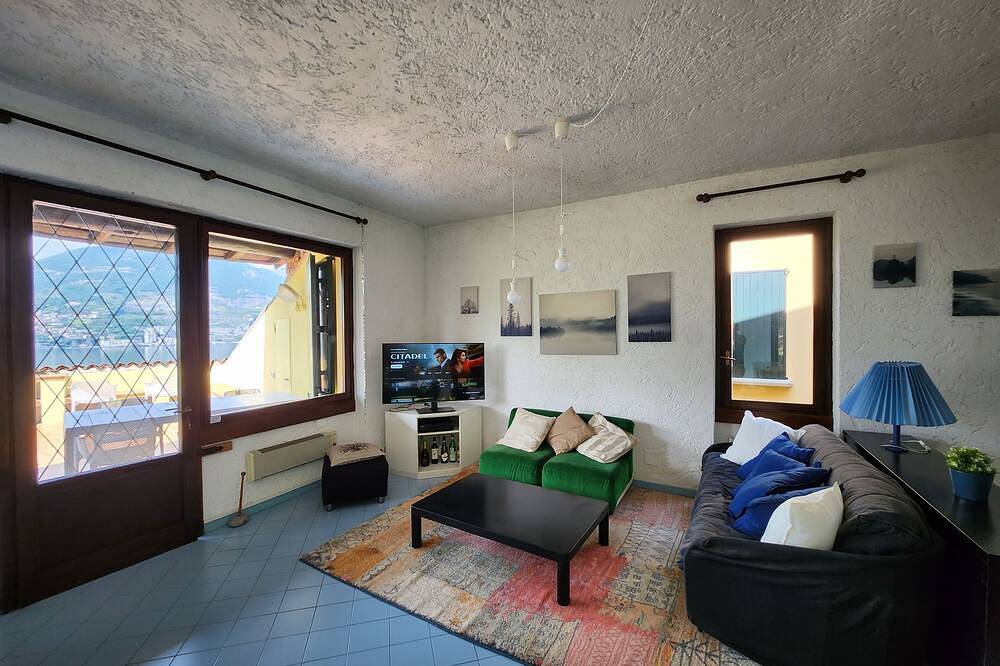 Ganze Wohnung, 2 Bedroom Apartment in Menzino in Menzino, Monte Isola