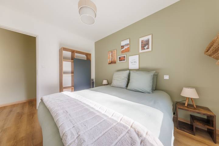 Casa de vacaciones para 8 personas con sauna in Neussargues en Pinatelle, Parque Natural Regional Volcans d'Auvergne
