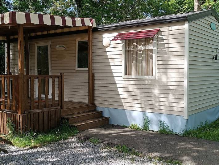Camping pour 6 personnes, avec Terrasse et Piscine