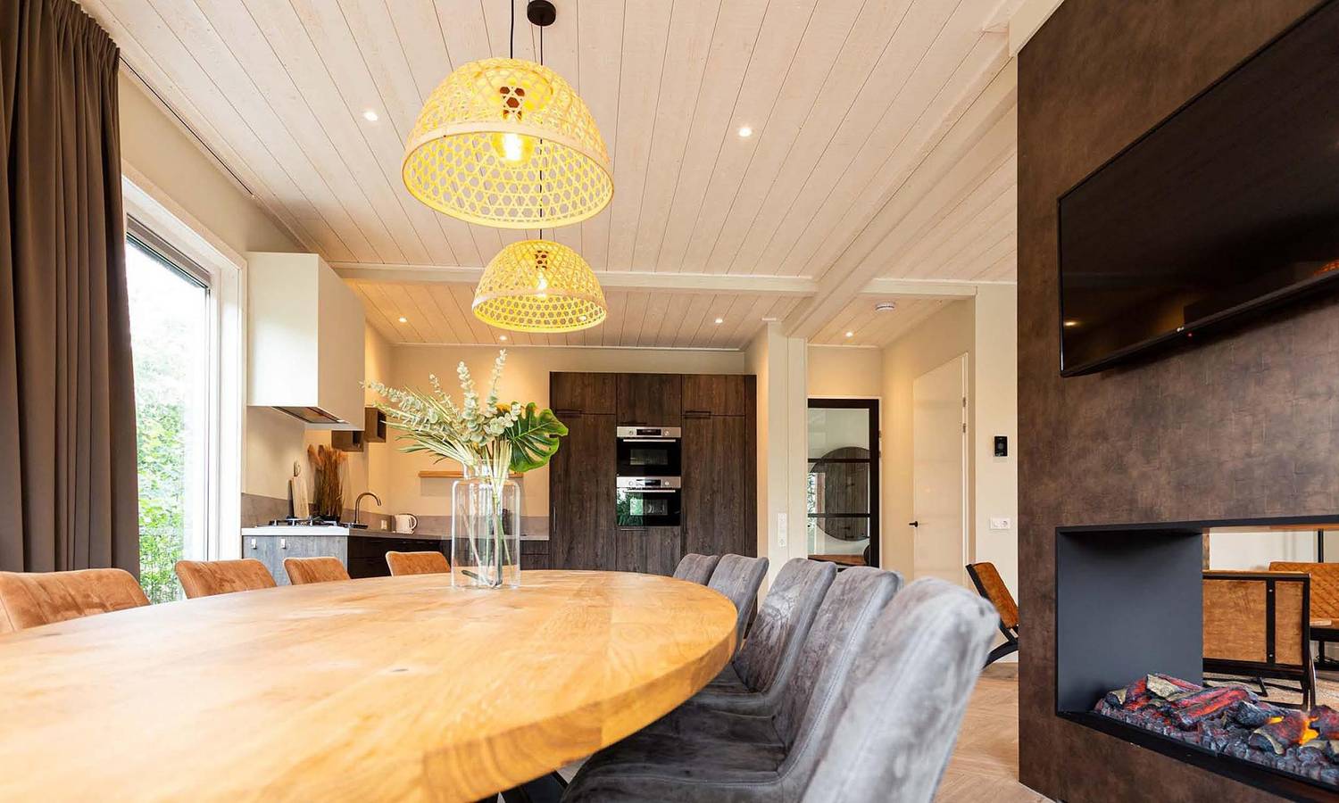 Geheel appartement, Villa 10 persons Swimming pool and Wellness (Hot tub) in Lichtenvoorde, Achterhoek