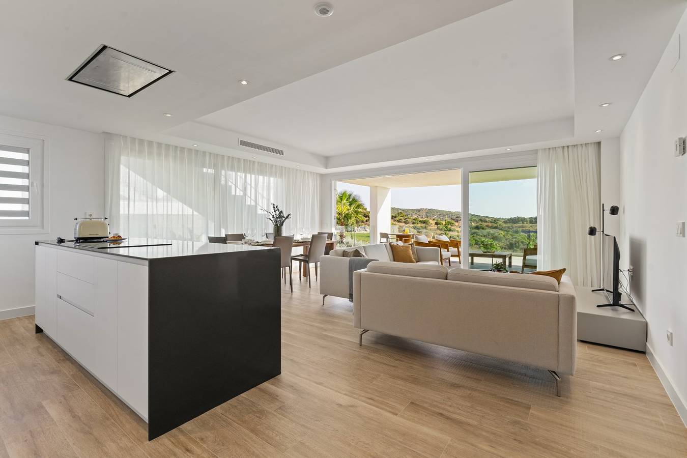 Ganze Wohnung, Spacious 2-bed & Solarium Alcazaba Lagoon in Alcazaba Lagoon, Casares